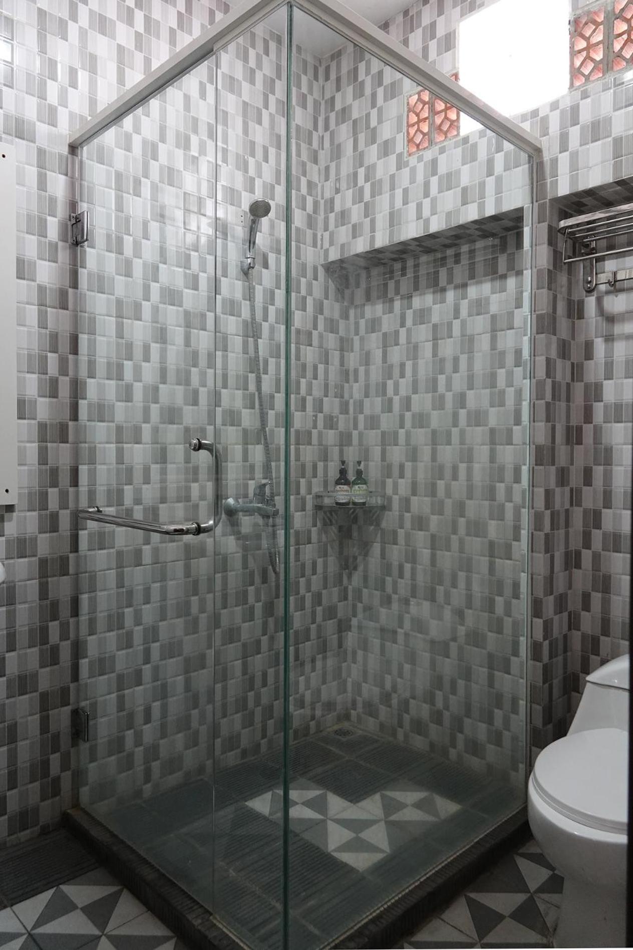 Baratha Hotel & Resto Bondowoso Екстериор снимка